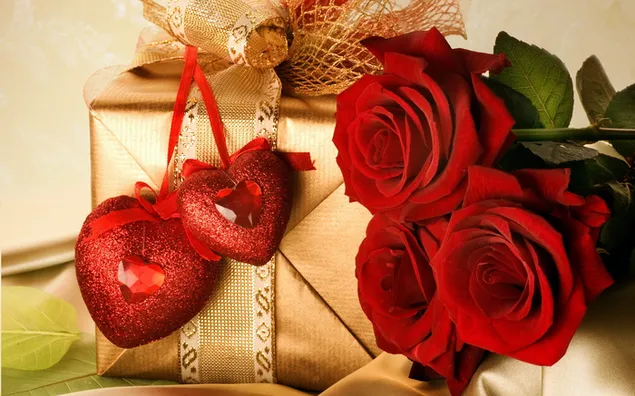 Преземете Кутија за подароци придружена со црвени рози и срциња