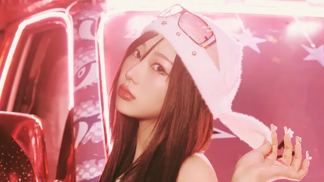 giselle di aespa per le riprese del video musicale di hot mess scarica