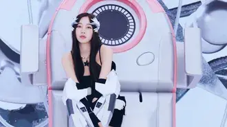 핫 메스 MV 촬영에 참여한 에스파의 지젤 4K 배경화면