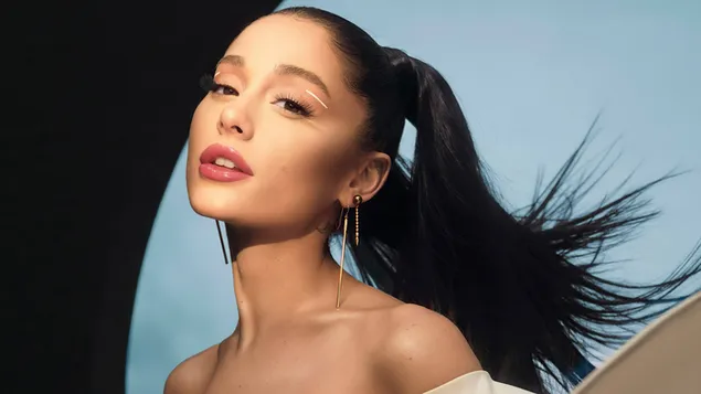 Glamor 'Ariana Grande' dalam Penggambaran Majalah Allure 4K kertas dinding