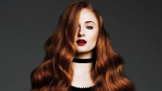 Bruneta plină de farmec „Sophie Turner” | Actriță americană 4K imagine de fundal