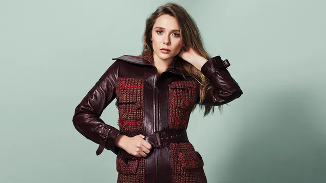 Гламурозна славна 'Елизабетх Олсен' 4K позадина