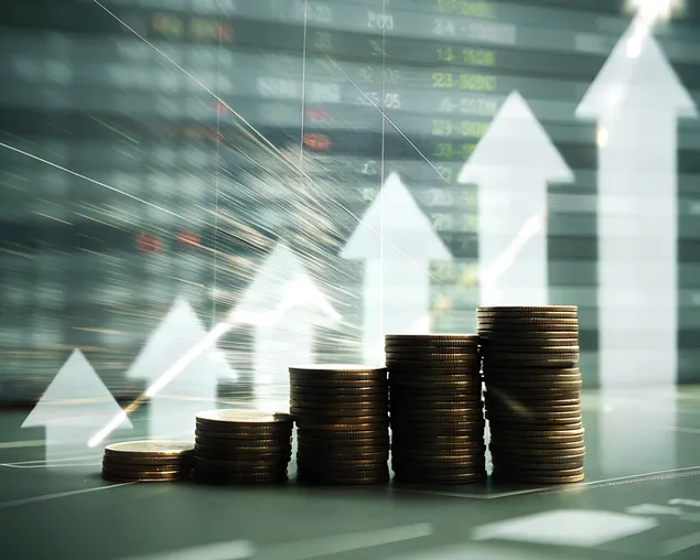 Tapeta Zlaté mince a rastúce šípky na finančných grafoch 4K