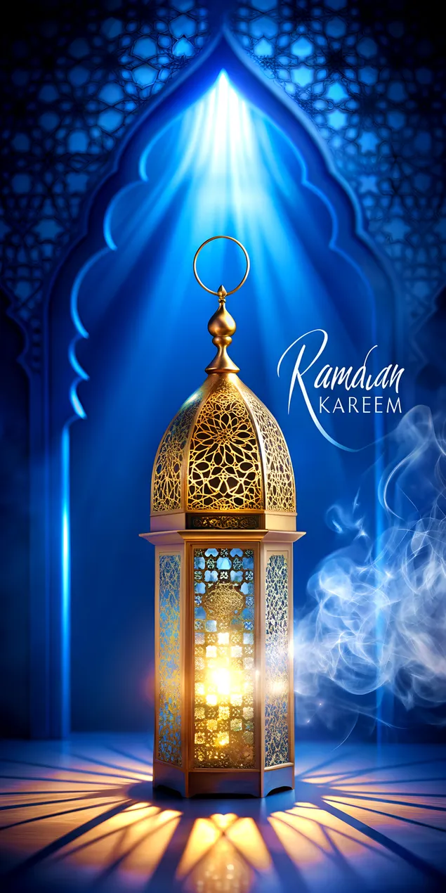 Gëllene marokkanesche Lantern Glühwäin mat Ramadan Kareem Text a Blo a Gold Téin 2K Tapeten