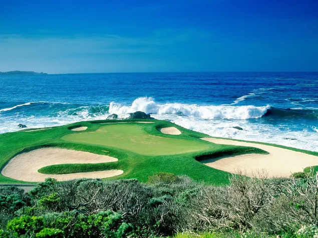 Campo de golf al lado del océano HD fondo de pantalla