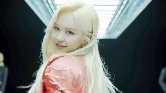 Lielisks E:U skaņdarbs 'Dun Dun' MV Shoot (2020) no Everglow (K-Pop Band) 4K fona tapete