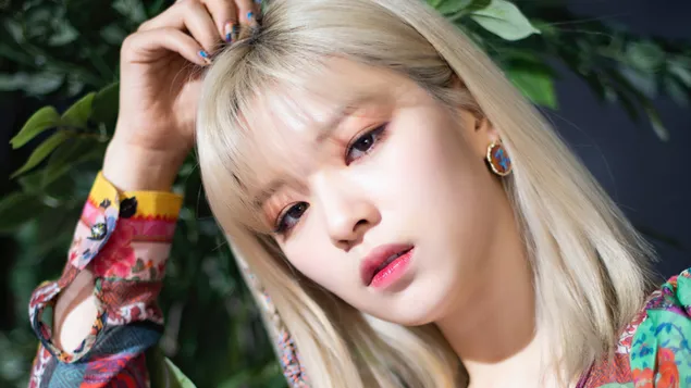 'More & More' 뮤직비디오(2020)에서 화려한 정연, 트와이스 [K-Pop Band] 4K 배경화면