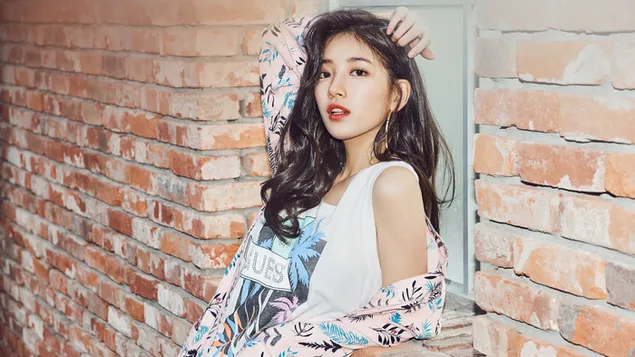 Wunderschöne koreanische Tänzerin 'Bae Suzy' von Miss A (K-Pop Band) herunterladen