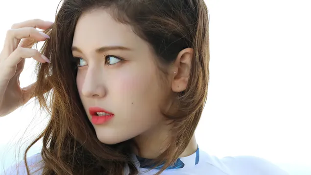 Пляжна фотосесія чудової корейської танцівниці ''Сомі''. завантажити