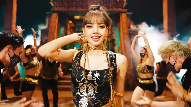الظهور الفردي الرائع لـ "ليزا" | "Lalisa" MV التقطت الصور 4K خلفية