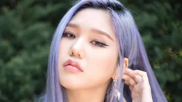 '오마이걸'의 '논스톱' 뮤직비디오 촬영장에서 화려한 미미 [2020] [K팝 밴드] 4K 배경화면