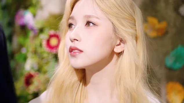 트와이스의 'More & More' 뮤직비디오(2020)에서 화려한 미나 [K-Pop Band] 4K 배경화면