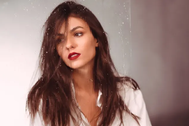 Páipéar balla Gorgeous 'Victoria Justice' | Aisteoir Meiriceánach4K