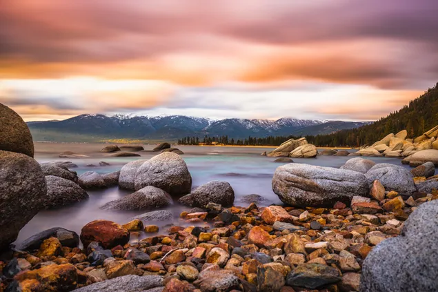 Tai Hao Hu De Mei Jing Xia Zai