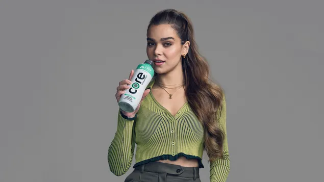 hailee steinfeld - core hydration shoot brgyry khnyd