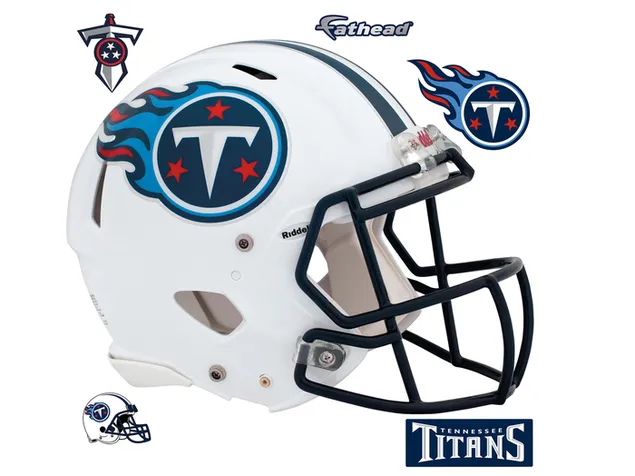 Helm dan logo putih Tennessee titans di atasnya unduhan