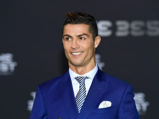 Hot Cristiano smiling in a award function HD wallpaper