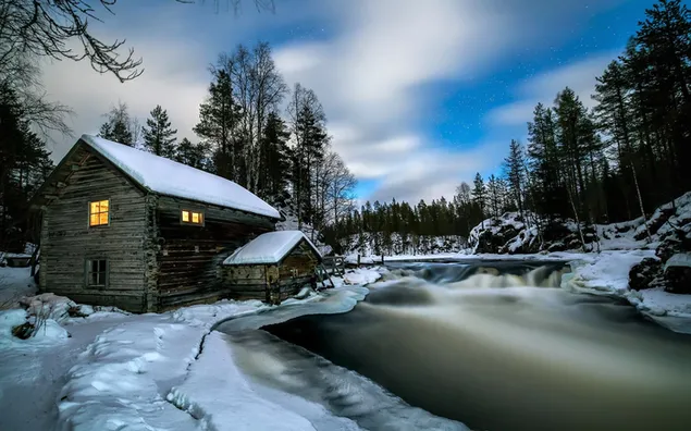 Huis aan de winterrivier HD achtergrond