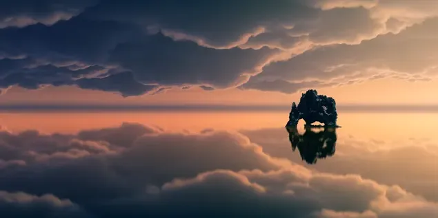湖水に映る濃密な雲と湖の真ん中に浮かぶ岩島の絶景 ダウンロード