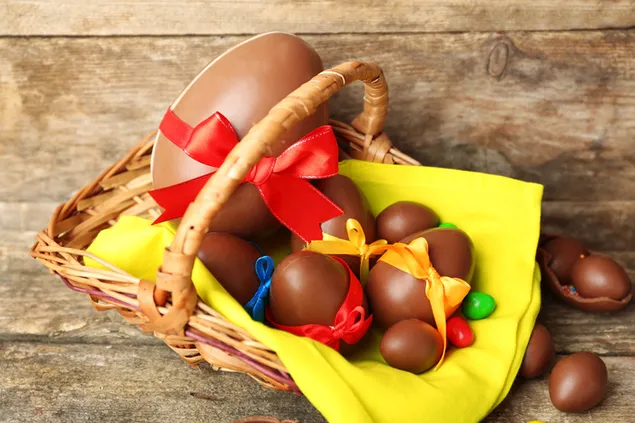 Huevo De Pascua De Chocolate
