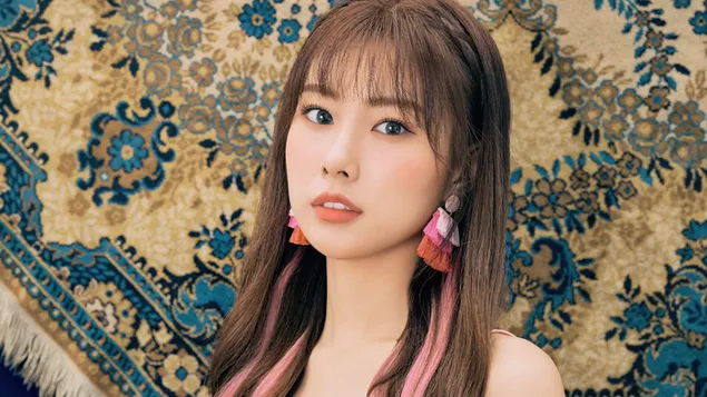 Hình nền Hyewon trong MV Shoot 'Bloom * Iz' [2020] của IZ * ONE (K-Pop Band) 4K