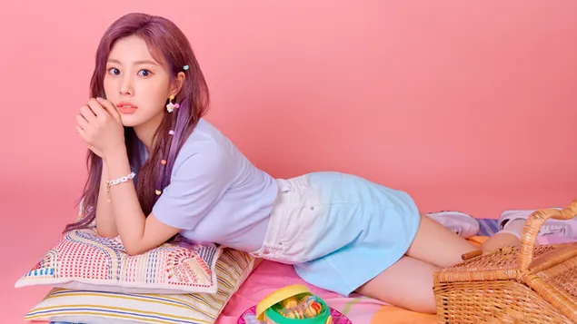 Hyewon dans 'Oneiric Diary' MV Shoot (2020) d'IZ*ONE (K-Pop Band) 4K fond d'écran