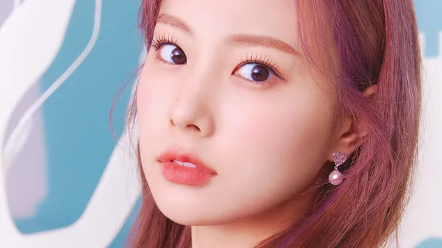 Hyewon ב-'Oneiric Diary' צילום MV [2020] מ-IZ*ONE (להקת K-Pop) 4K טפט