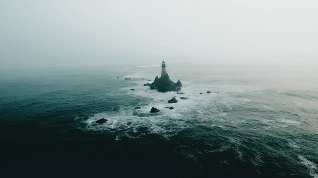 mnr@ m`zwl@ `l~ jzyr@ Skhry@ wsT 'mwj lmHyT ltnzyl