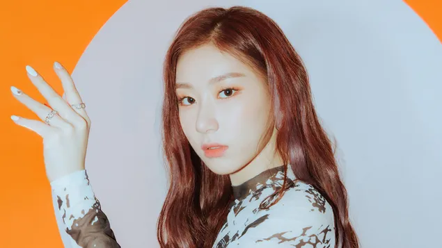 Chaeryeong ITZY dalam Pemotretan M/V 'IT'Z ME' (Album 2020) 4K wallpaper