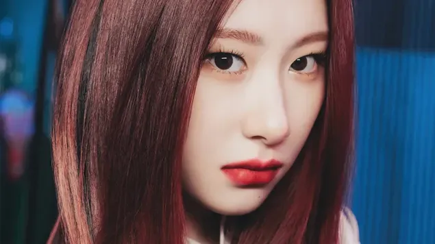 ITZY's Chaeryeong in 'Voltage' Album Photoshoot 4K wallpaper