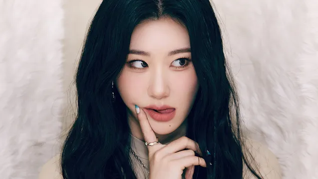 ITZY's Chaeyoung in Cheshire MV Shoot 4K wallpaper