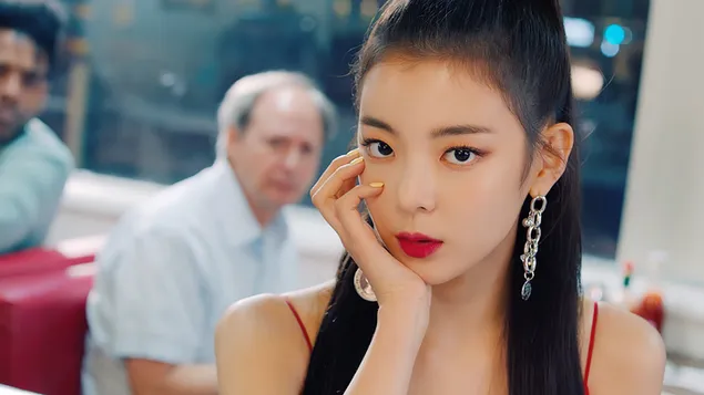 ליה המהממת של ITZY ב-'IT'z ICY' M/V Photoshoot 4K טפט