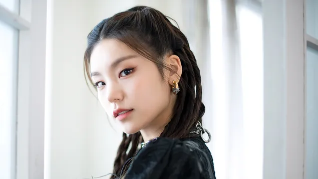 Páipéar balla Múnla Gorgeous ITZY 'Yeji'4K