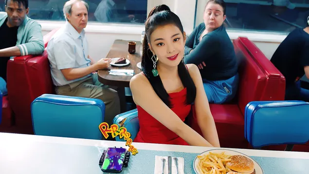 Lia ITZY dalam M/V Shoot 'IT'z ICY' (Album) 4K kertas dinding