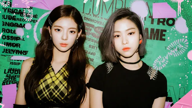 ITZY's Lia with Ryujin in'IT'Z ME'M / V Shoot（The Album 2020）