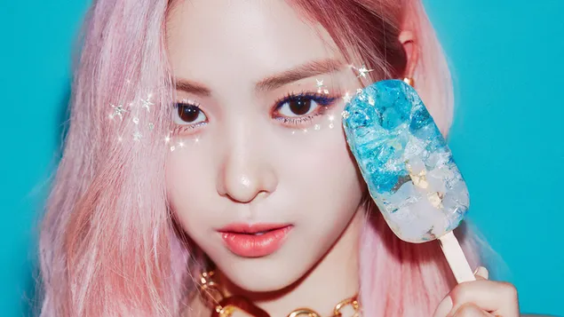 Ryujin iz ITZY-ja u 'IT'z ICY' M/V Shoot 4K pozadina