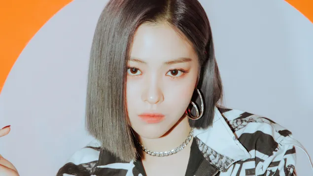 Ryujin ITZY w sesji M/V „IT'Z ME” (2020) 4K tapeta