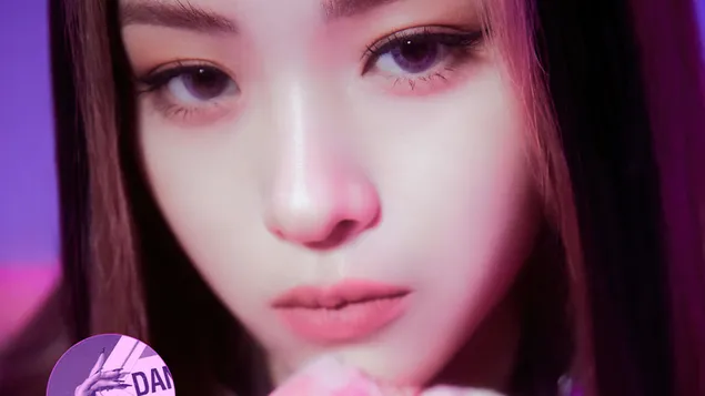 Ryujin ITZY dalam MV Shoot 'Mafia in the Morning' (Album - Guess Who ~2021) 4K kertas dinding