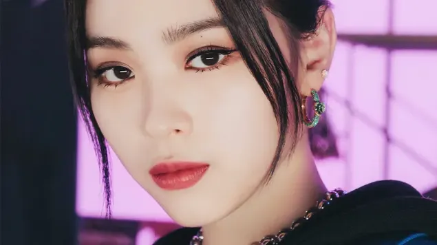 Ryujin ITZY dalam Penggambaran Album 'Voltage' 4K kertas dinding