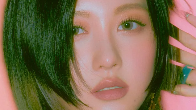 IVE 'Gaeul' во Heya MV (Албум - Ive Switch) Снимајте 4K тапет