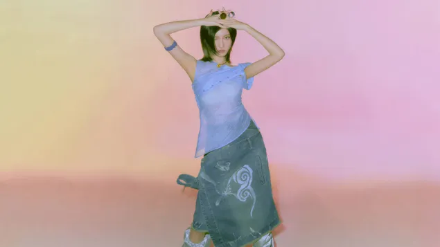 IVE 'Gaeul' во Heya MV Shoot 8K тапет