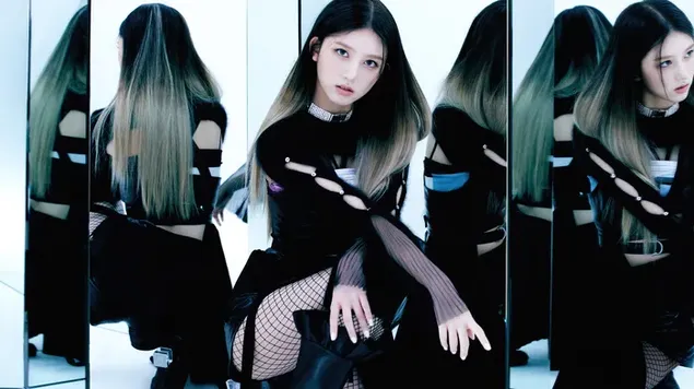 Páipéar balla 'Gaeul' de chuid IVE in 'Eleven' MV Photoshoot4K