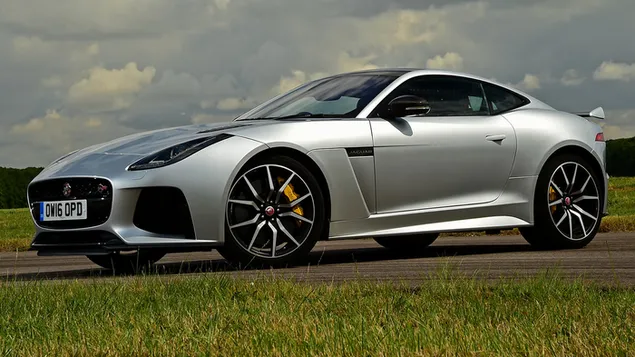 Jaguar F-Type SVR Coupe 2016 04 HD bakgrunn