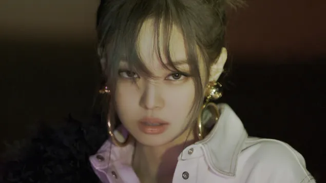 Jennie de BlackPink en el M/V de 'Lovesick Girls' (The Album 2020) descargar