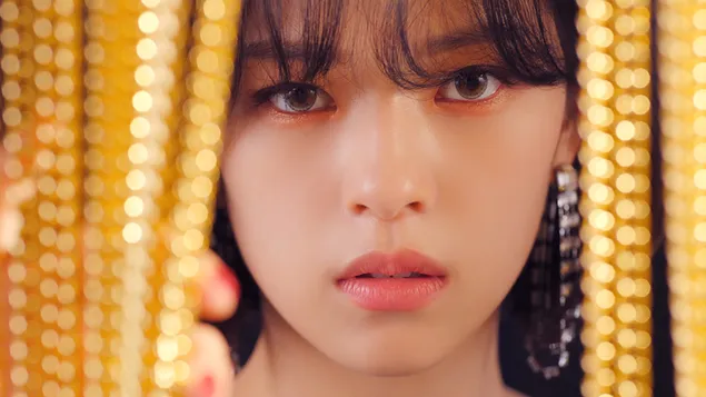 트와이스의 'Fake & True' MV 화보 속 정연 [K-Pop Band] 4K 배경화면