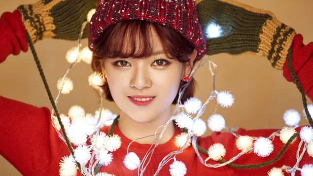 K-pop гурт «Twice» Jeongyeon у MV «Merry and Happy». завантажити