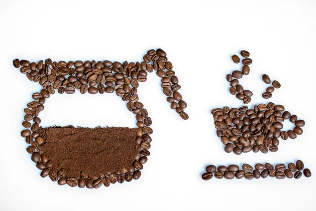 Kaffeebohnen und gemahlener Kaffee