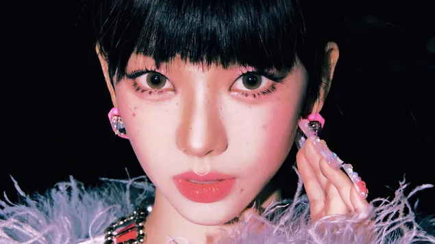 كارينا من Aespa لتصوير الفيديو الموسيقي لأغنية Hot Mess 4K خلفية