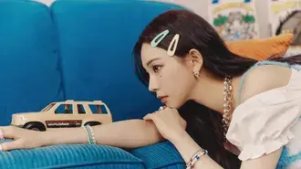 Aespa의 '카리나' | 'Girls' (Real World Ver.) 앨범 화보 촬영 4K 배경화면