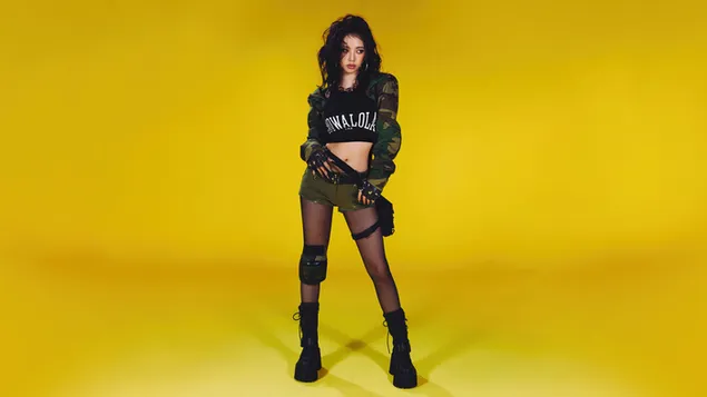 Taustakuva Karina Aespasta 'Whiplash'-minialbumikuvauksessa 8K